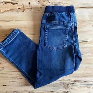 GAP boys jeans with elastic waistband - size 5